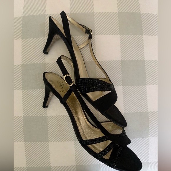 Adrianna Papell black satin heels with beads and sparkly heel - Picture 7 of 10